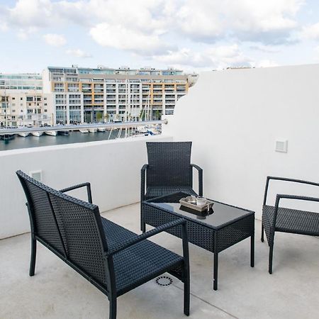 B&B Marina Ta Xbiex Екстериор снимка