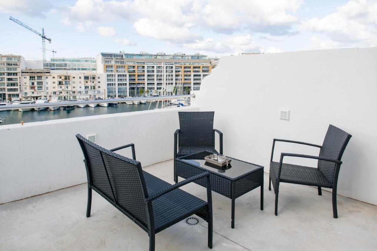 B&B Marina Ta Xbiex Екстериор снимка